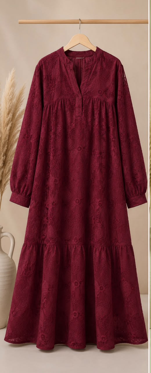 Robe broderie bordeaux